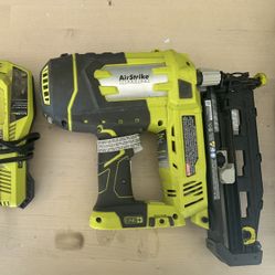 Ryobi One+ Airstrike Finish Nailer
