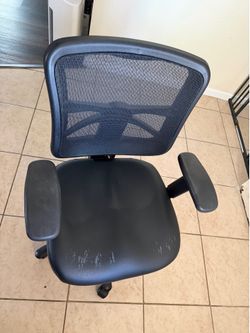 Ergonomic Office Chair - Alera Elusion