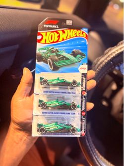 Hot Wheels Aston Martin Aramco F1 Team 3-Pack