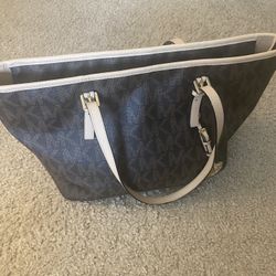 Michael Kors Tote Bag…