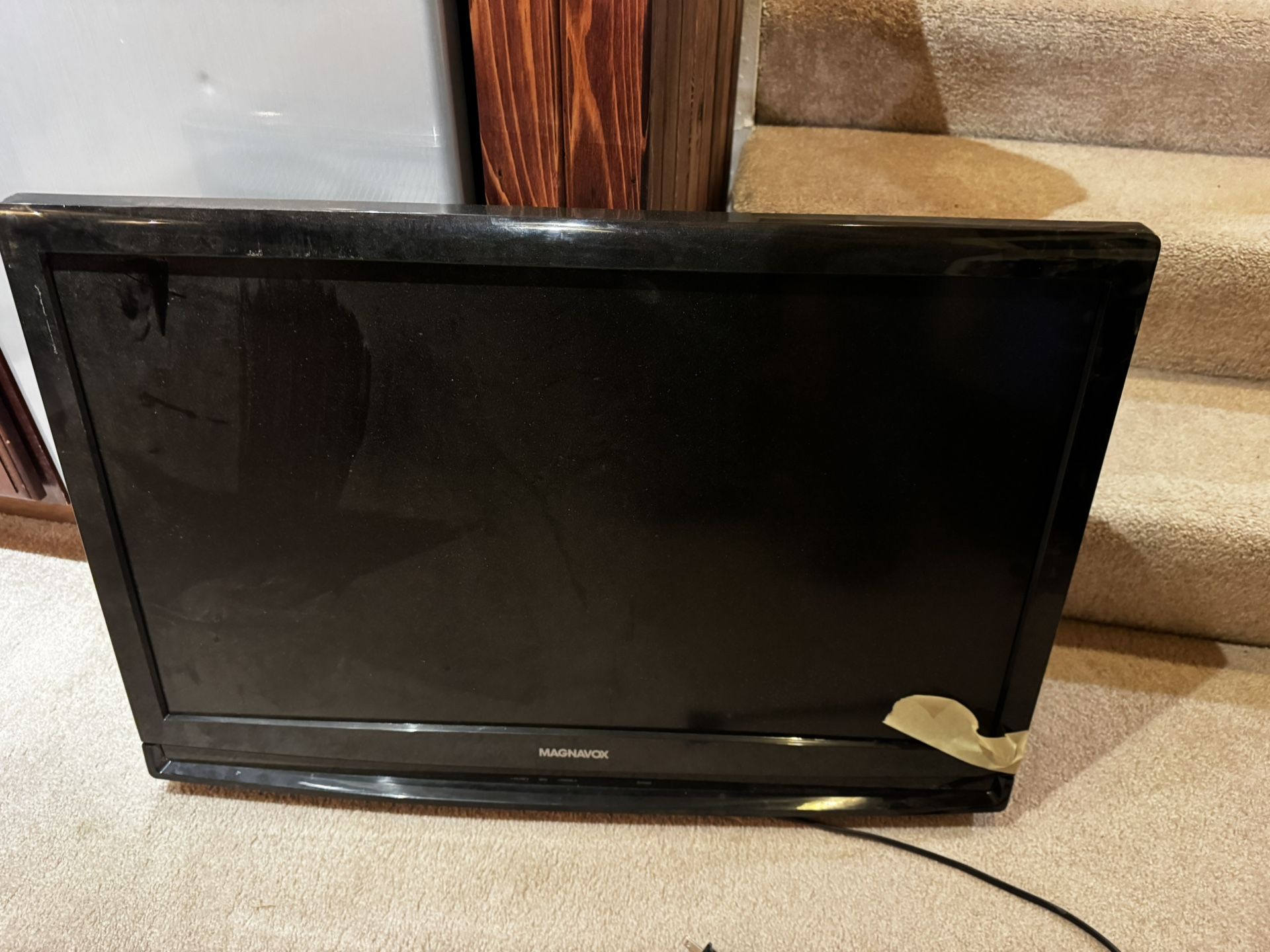 31” Magnavox TV