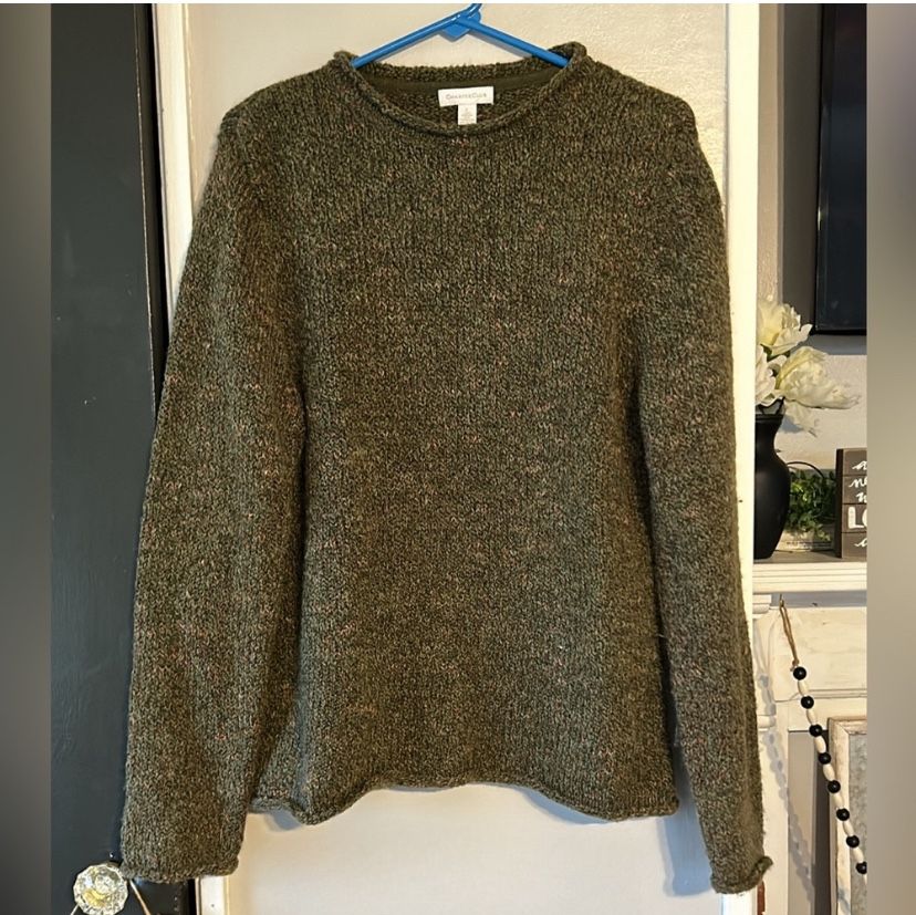Large Olive Green Charter Club Sweater