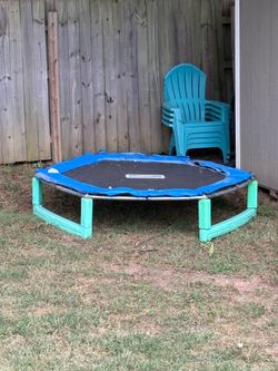 6 foot trampoline - pickup in stallings