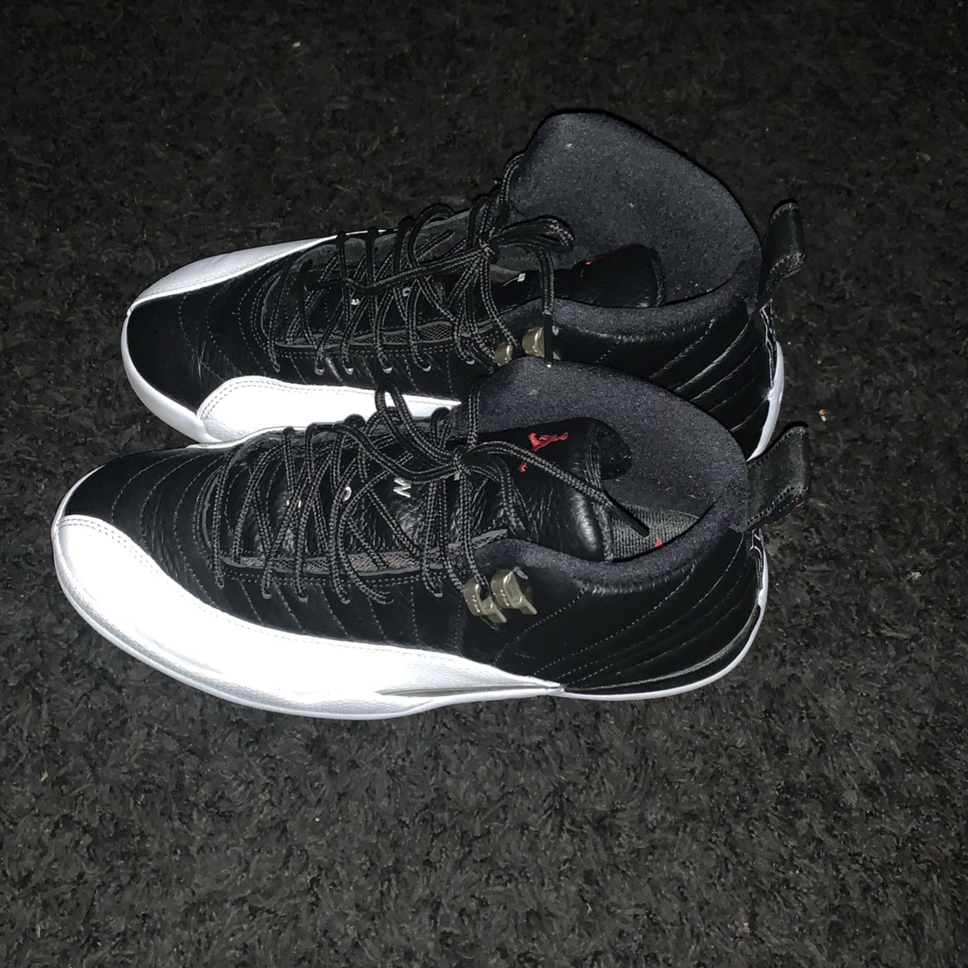 Play Off Jordan 12s