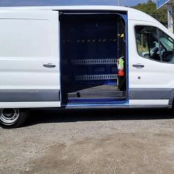 Ford Transit 250