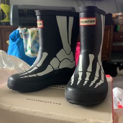New Hunter (Skeleton) Kids Rain Boots Size 7B/8G
