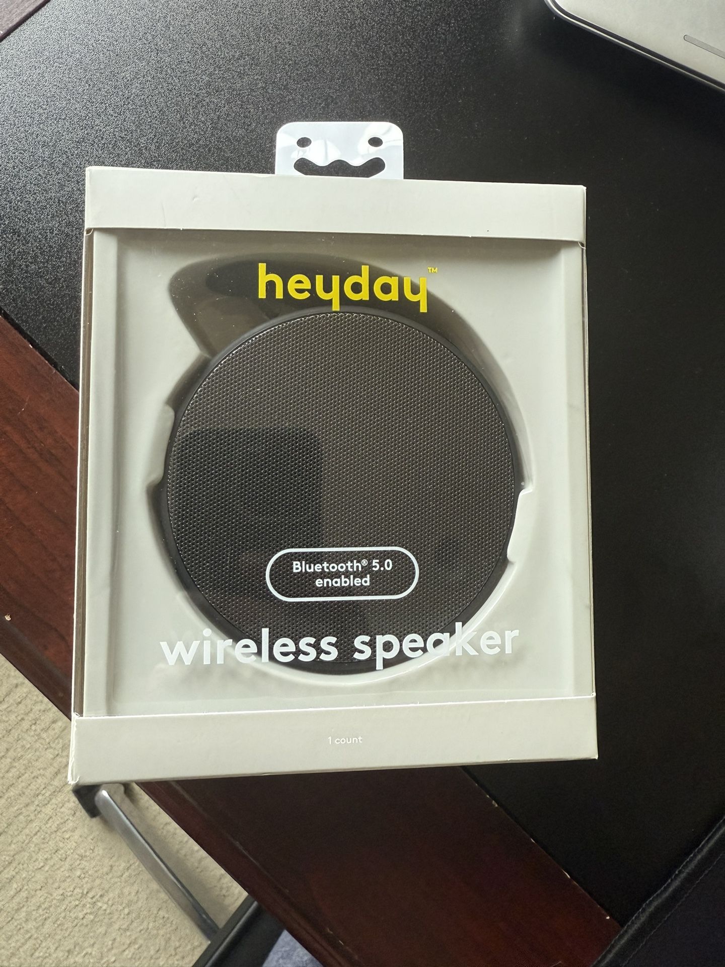 Brand New / Sealed - Heyday Round Lightweight Wireless Bluetooth 5.0 Speaker 16H Playtime 33Ft Range
