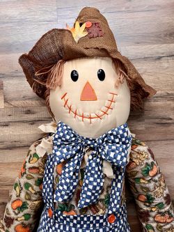 Scarecrow - 4 1/2’ Tall - Fall/Halloween/Holiday