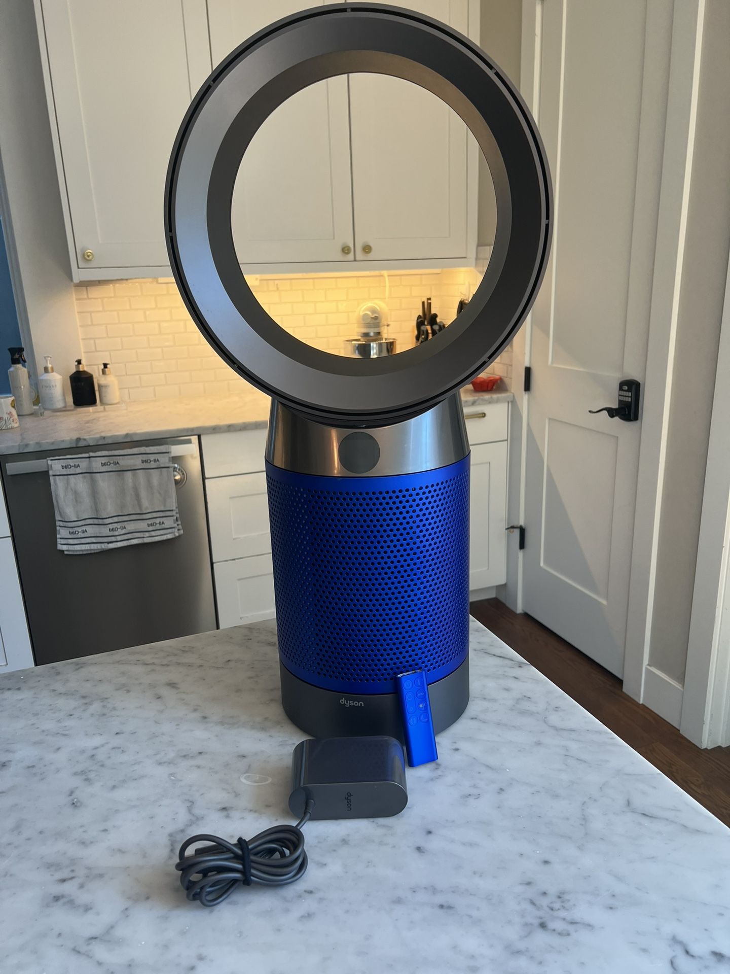 Dyson Pure Cool DP04 – HEPA Air Purifier & Fan (Blue/Silver)