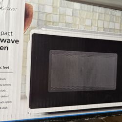Compact Microwave 