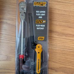 Gearwrench Work Light And Ratchet Set 