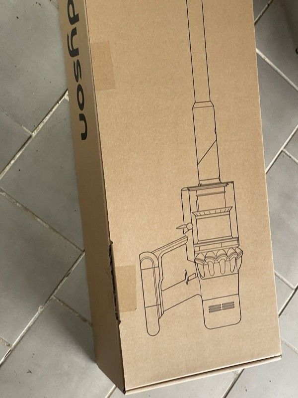 Great Condition| Dyson~ V15 Vacuum Cleaners Machine