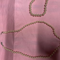 Pearl Necklace And Bracelet Set