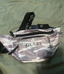 Guess Fanny Pack 