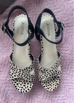 Women’s shoes heels