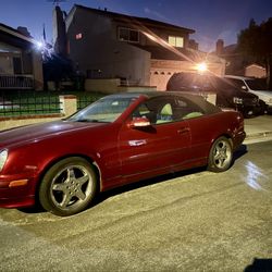 2003 Mercedes-Benz CLK320