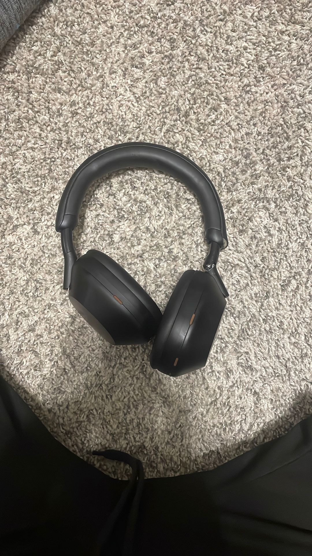 Sony Wh-1000XM5