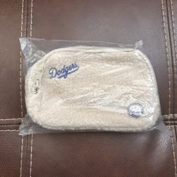 RARE ERROR Dodger Hello Kitty Night Bag Brand New