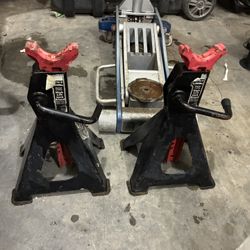 Floor Jack W/ Jack Stands 