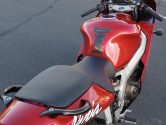 1998 Kawasaki Zx9r Ninja 900 Zx-9r for Sale in Henderson, NV - OfferUp