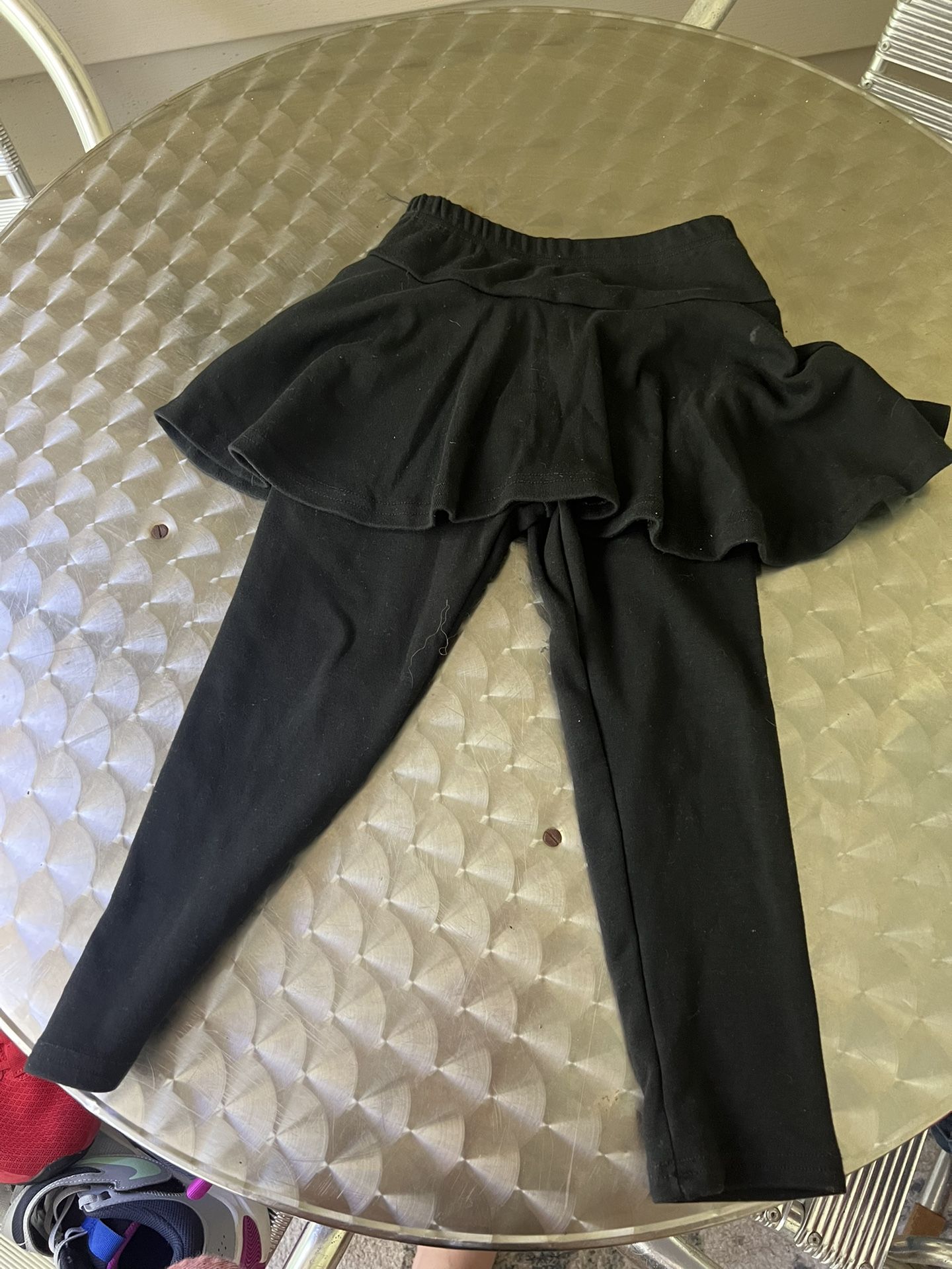 Girls Skirt/leggings