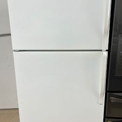 Whirlpool fridge top freezer white 