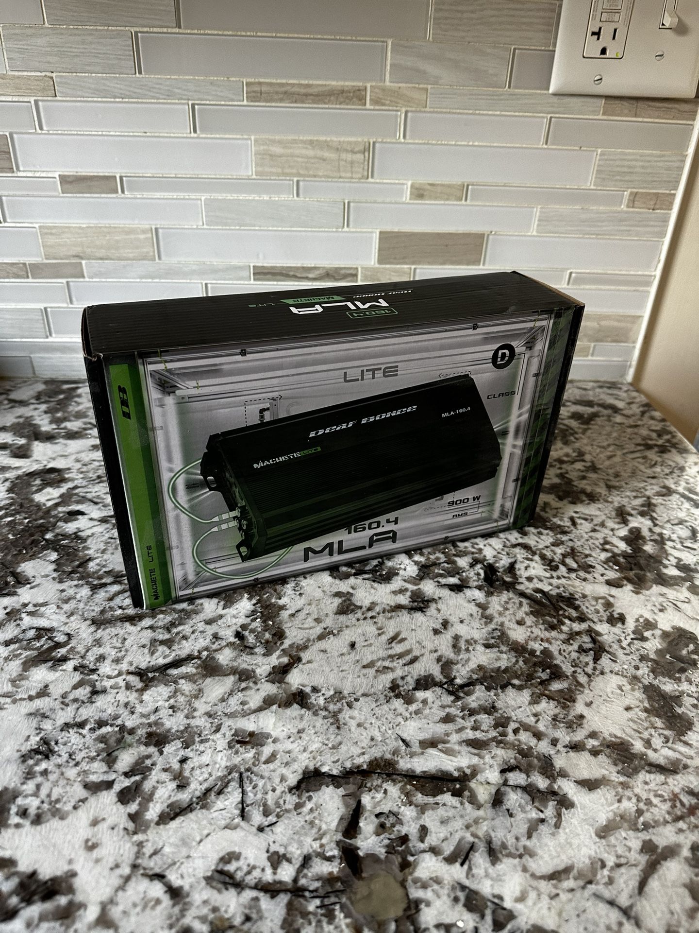 Deaf-bounce 4 channel amp