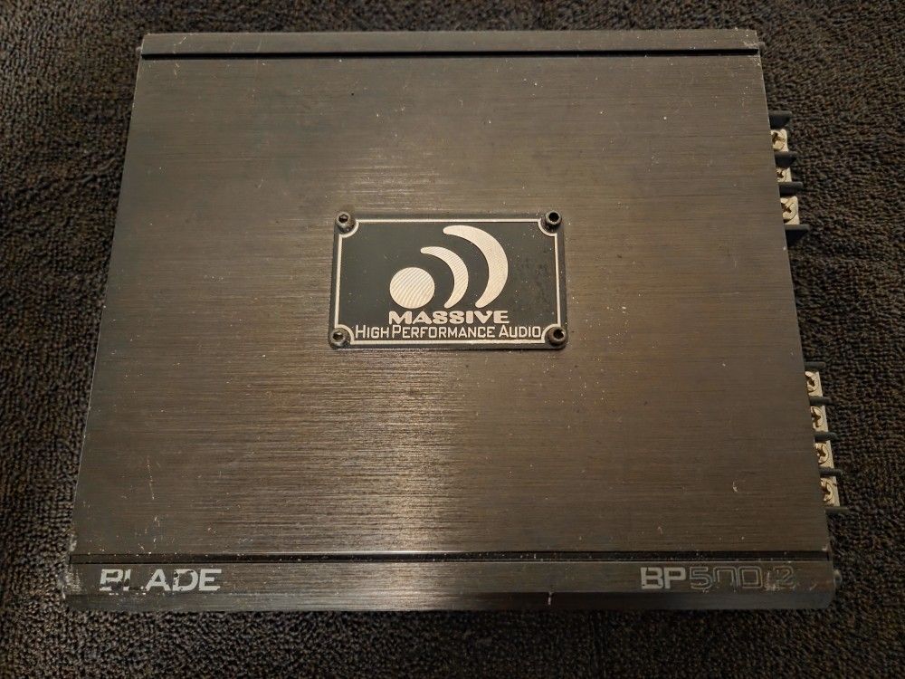 π Massive Audio BP500.2 High Performance Car Amplifier