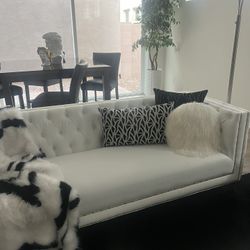 White Couch Comes With Blankets And Pillow 