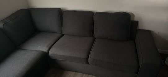 Sectional couch