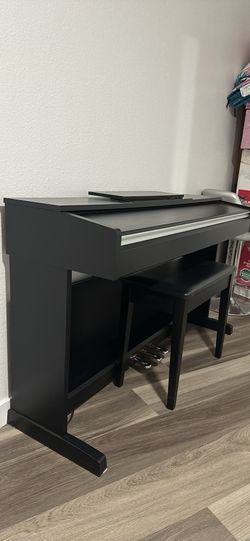 Yamaha Piano (with Its original chair)