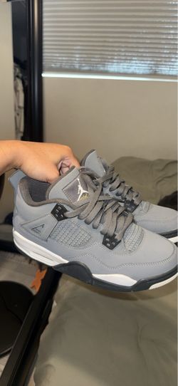 JORDAN 4 RETRO
