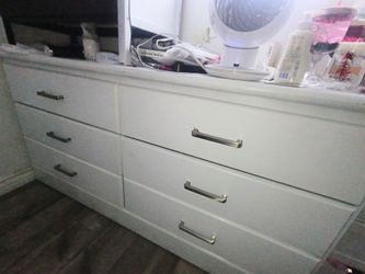 Long white 6 drawer dresser
