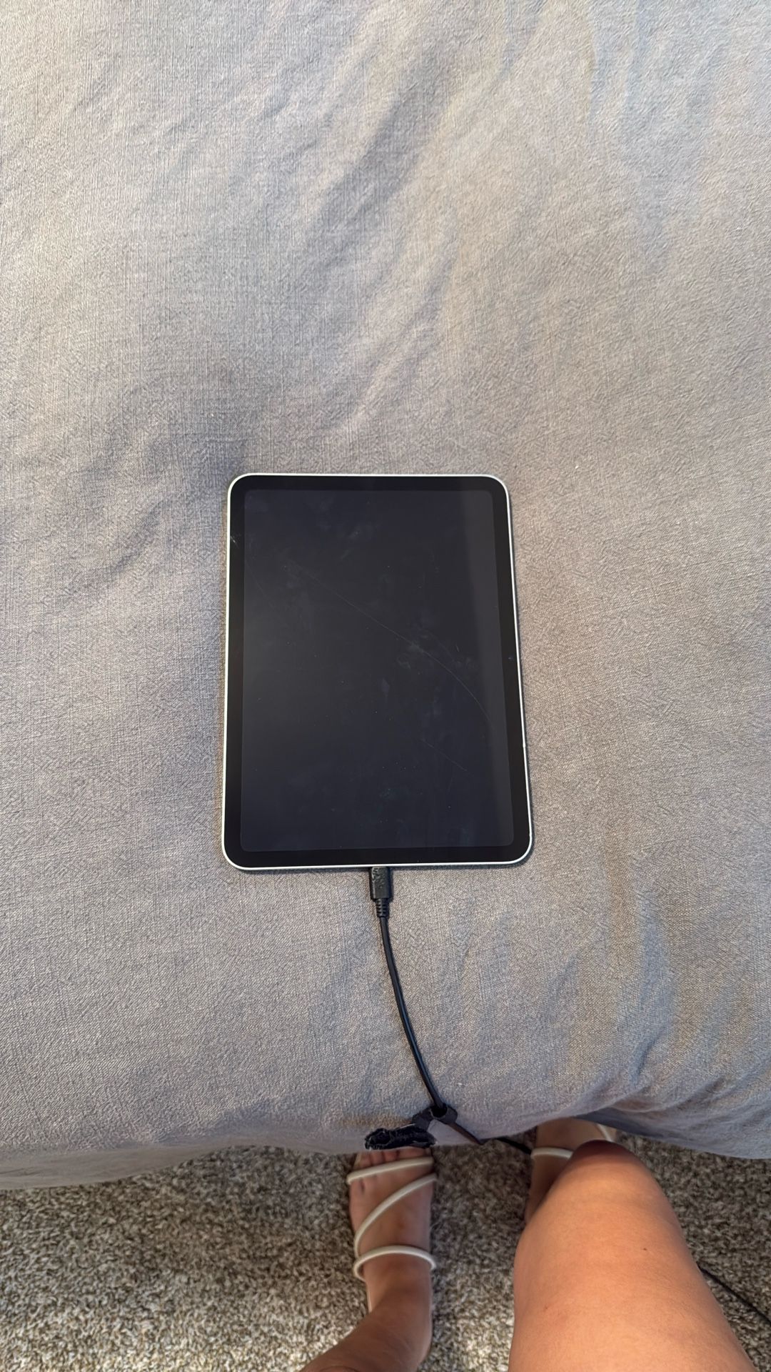 Apple 2025 11th Generation 128GB