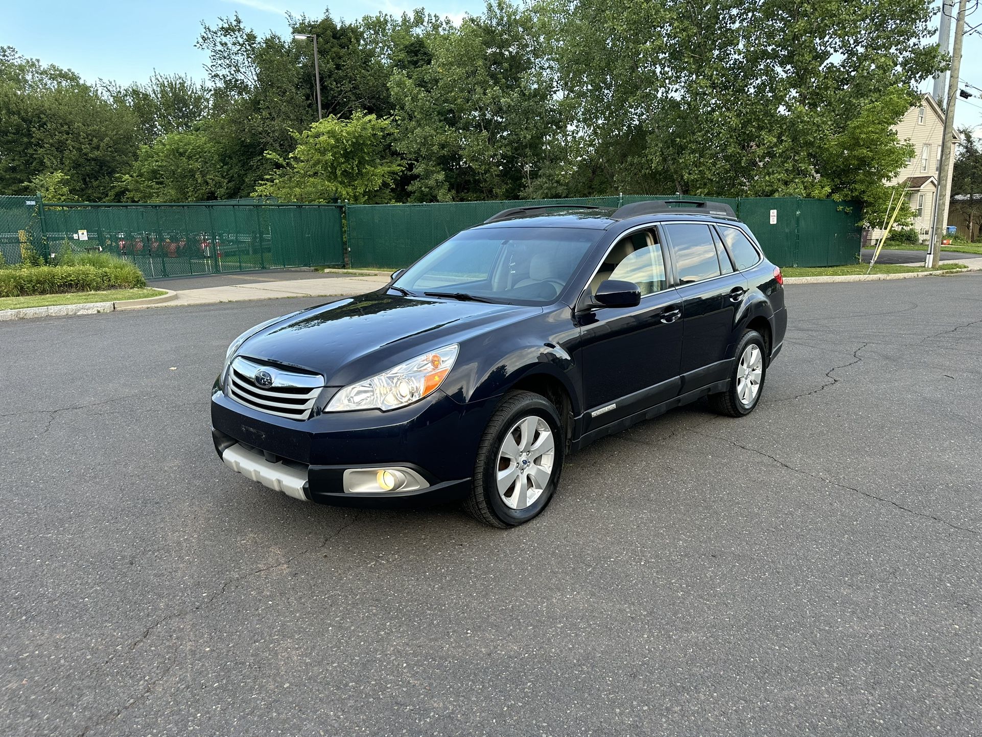SUBARU OUTBACK 2012 LIMITED AWD ONE OWNER CLEAN CARFAX RUNS PERFECT
