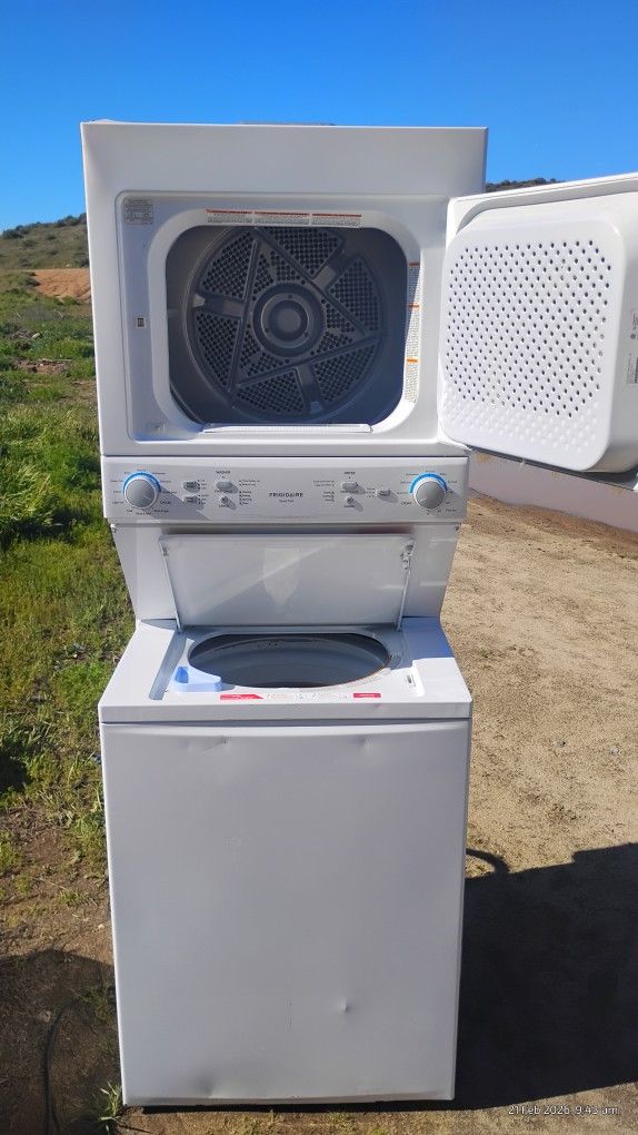 Frigidaire Stacked W&D