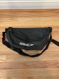 Speedo Fanny Packs (2 total)