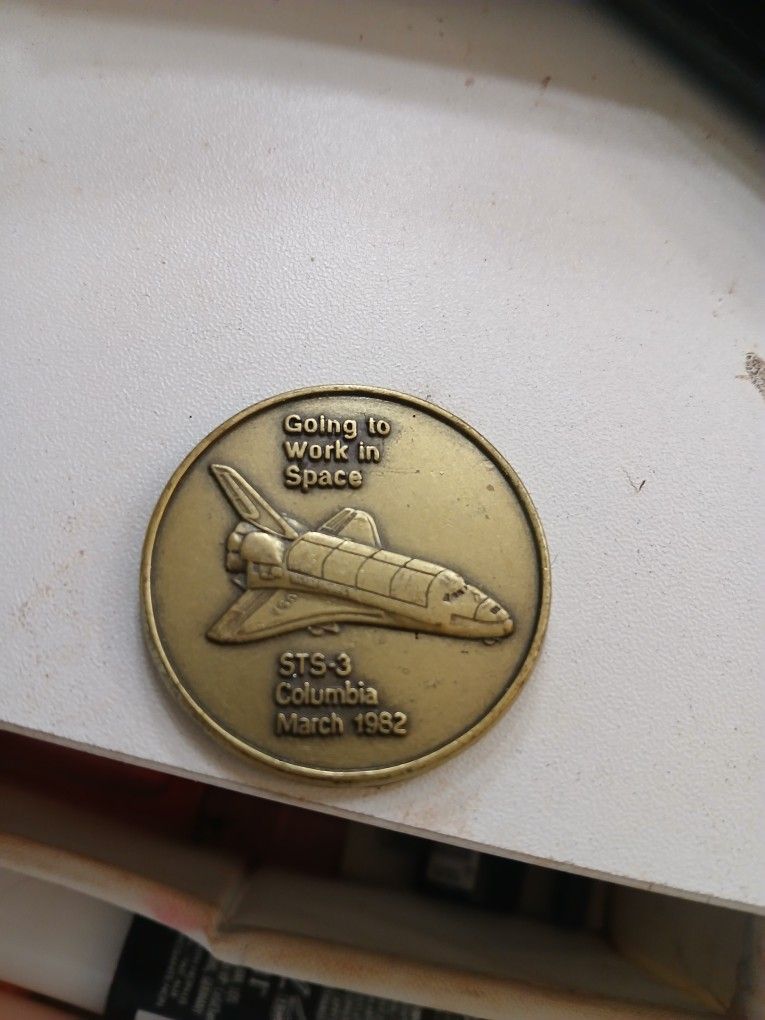 NASA COIN vtg FLOWN Metal! STS-3 Space Shuttle COLUMBIA Lousma Fullerton