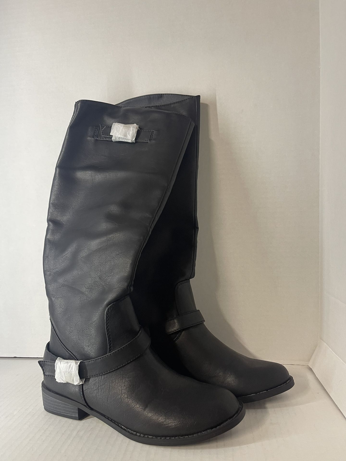 Women's Tall Shaft Boots with Buckle 8.5 M NIB