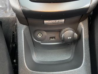 2013 Ford Fiesta Thumbnail
