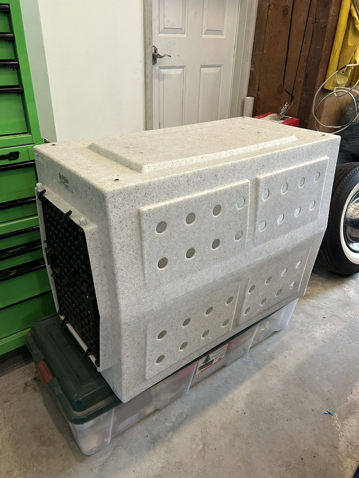 RuffLand XL Dog Carrier Kennel