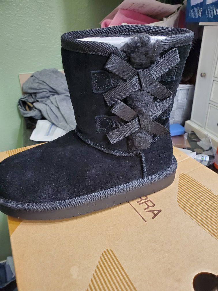 Brand new toddler ugg boots