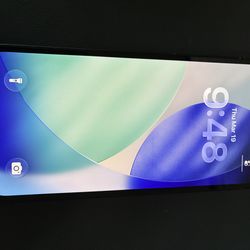 iPhone 13 (Fully Unlocked) – Great Condition