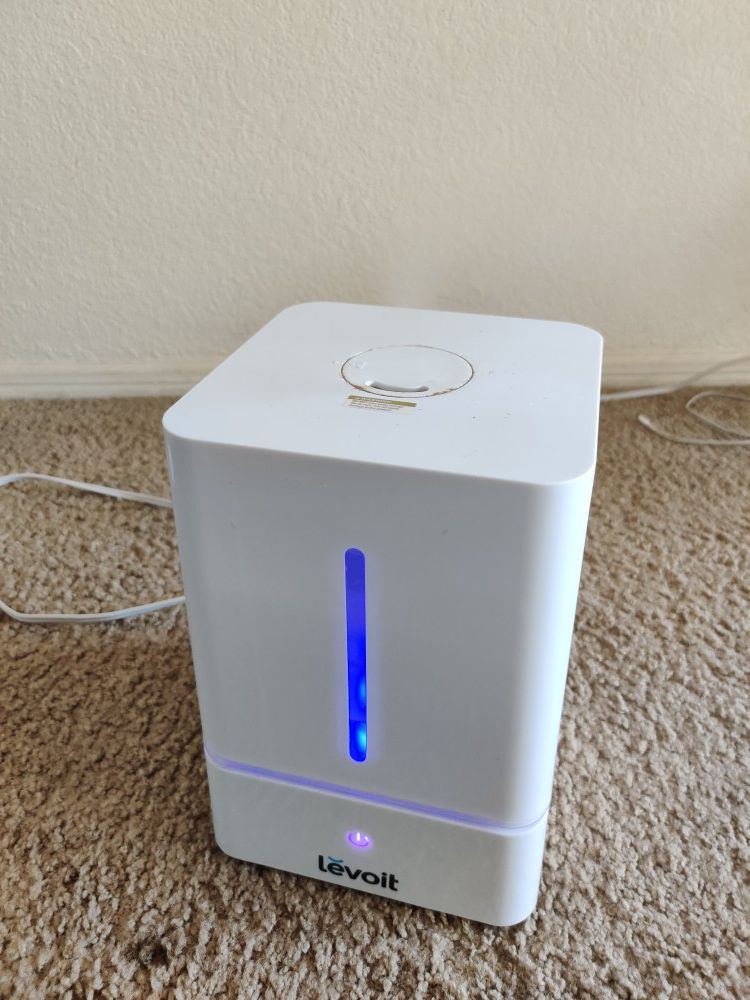 Humidifier with night light