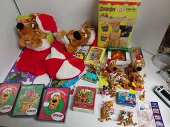 Vintage early 2000s scooby doo Christmas ornaments and decor