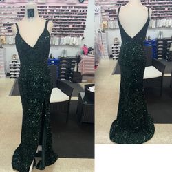 New With Tags Emerald Green Sequin Long Formal Dress & Prom Dress $125