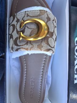 Coach sandals size  41