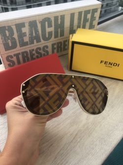 Fendi Logo Sunglasses