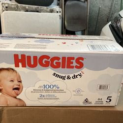 HUGGIES   SIZE   5      84    pañales