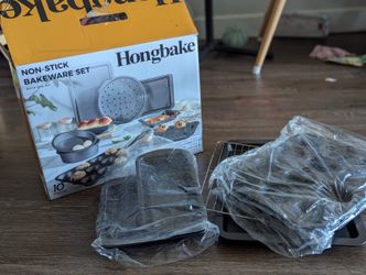 Hongbake baking set.. 10 pieces set.. brand new